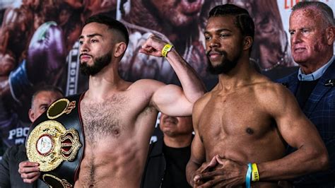 boxing odds tonight.